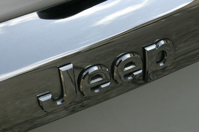 2007 Jeep Commander Super