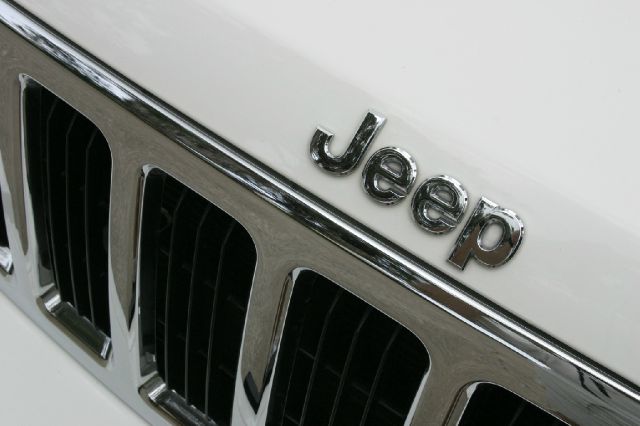 2007 Jeep Commander Super