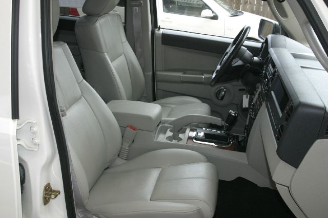 2007 Jeep Commander Super