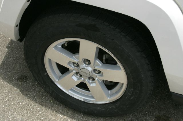 2007 Jeep Commander Super