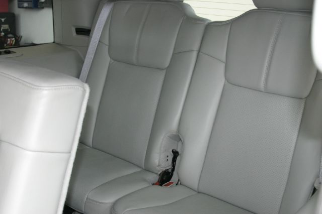 2007 Jeep Commander Super