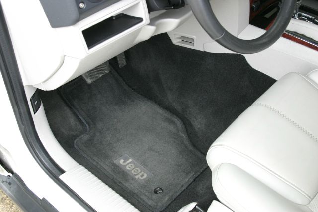 2007 Jeep Commander Super