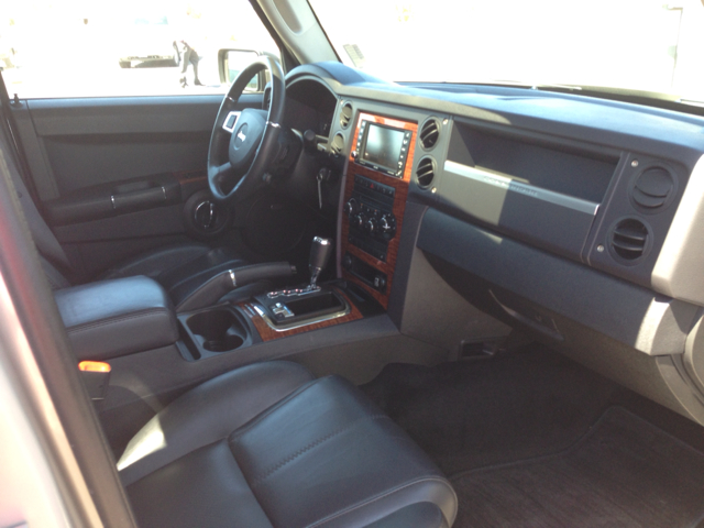 2008 Jeep Commander Super