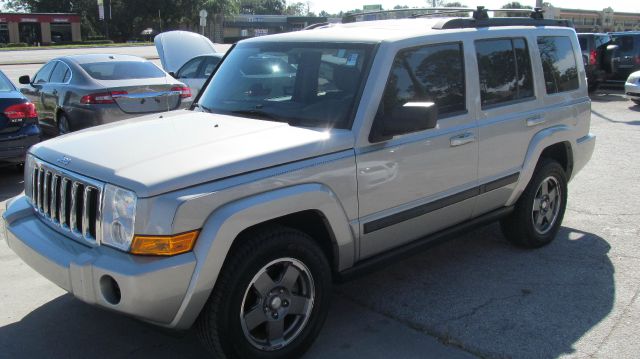 2008 Jeep Commander Extended Cab V8 LT W/1lt
