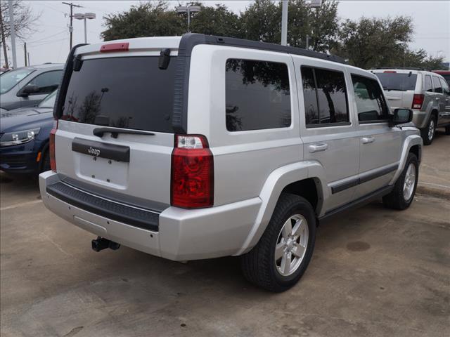 2008 Jeep Commander Unknown