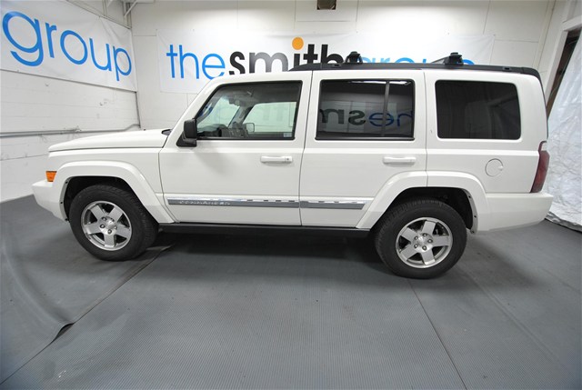 2010 Jeep Commander GSX