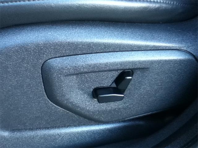 2010 Jeep Commander SLT 25