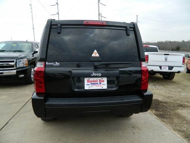 2010 Jeep Commander GSX