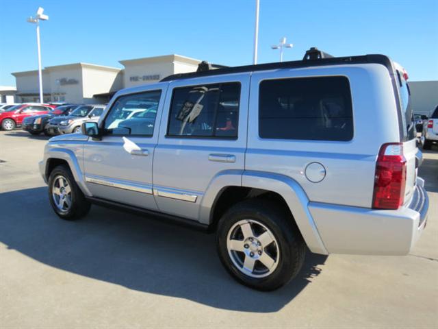 2010 Jeep Commander GSX