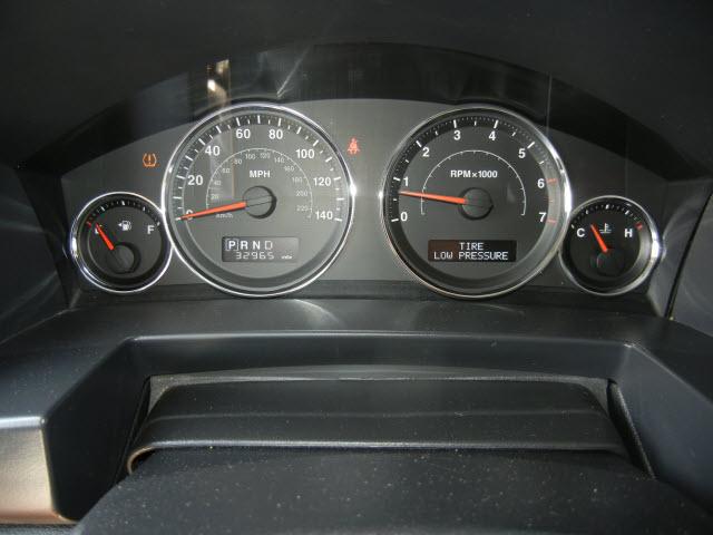 2010 Jeep Commander GSX