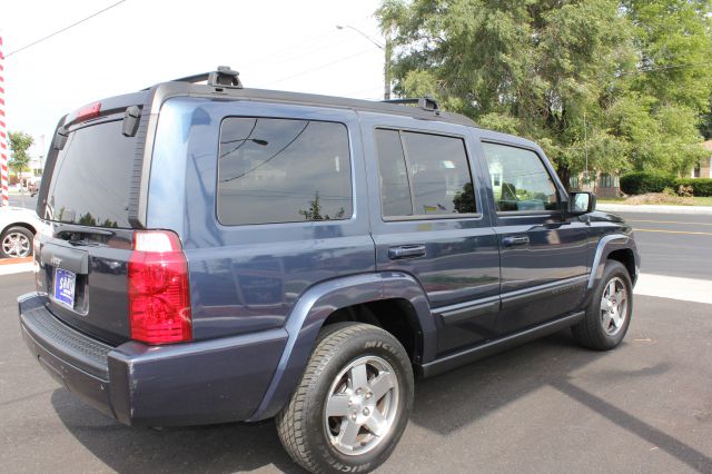 2014 Jeep Commander Unknown