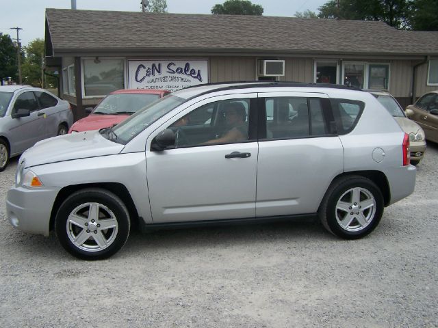 2007 Jeep Compass Extended Cab V8 LT W/1lt