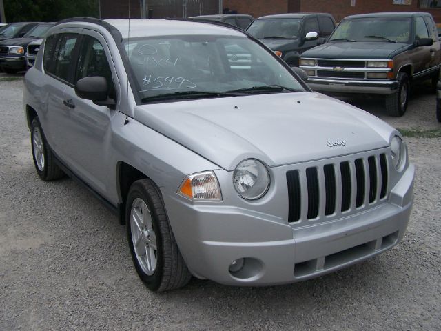 2007 Jeep Compass Extended Cab V8 LT W/1lt