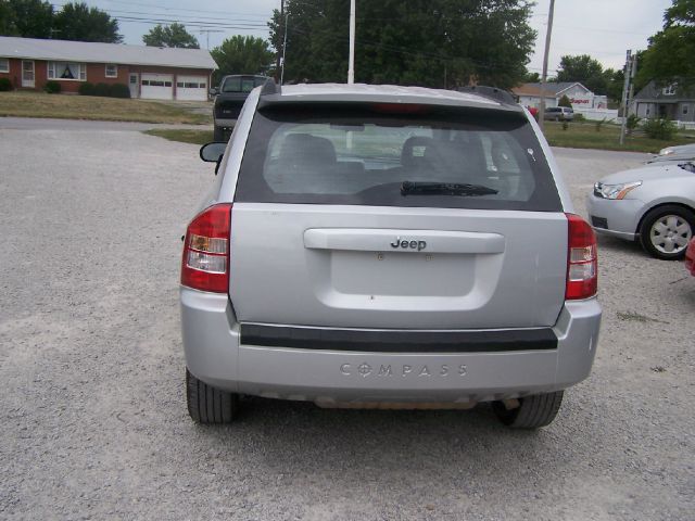 2007 Jeep Compass Extended Cab V8 LT W/1lt