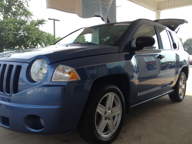 2007 Jeep Compass Extended Cab V8 LT W/1lt