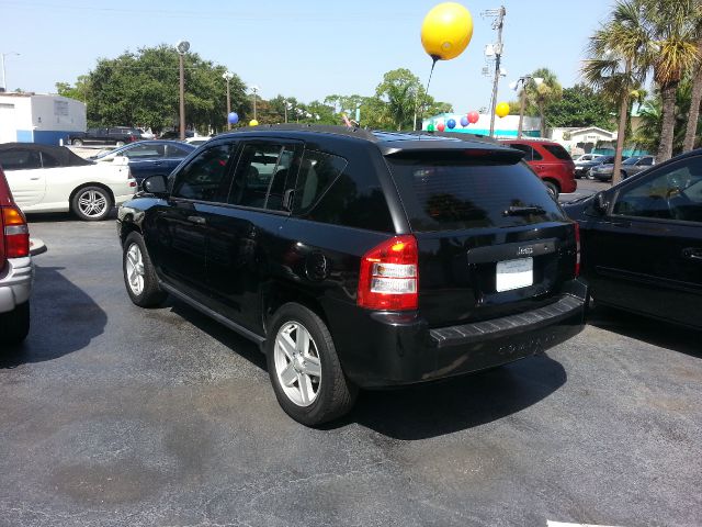 2007 Jeep Compass Extended Cab V8 LT W/1lt