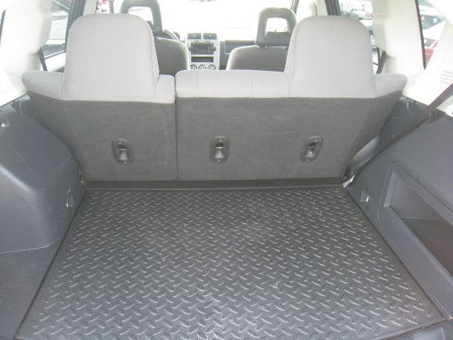 2007 Jeep Compass Extended Cab V8 LT W/1lt