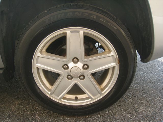 2007 Jeep Compass Extended Cab V8 LT W/1lt