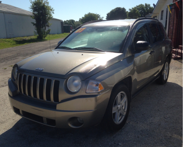 2007 Jeep Compass Extended Cab V8 LT W/1lt