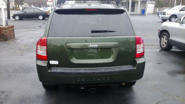 2007 Jeep Compass Extended Cab V8 LT W/1lt