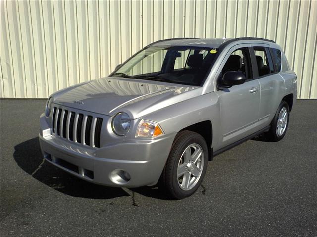 2010 Jeep Compass 2WD Reg Cab 119.