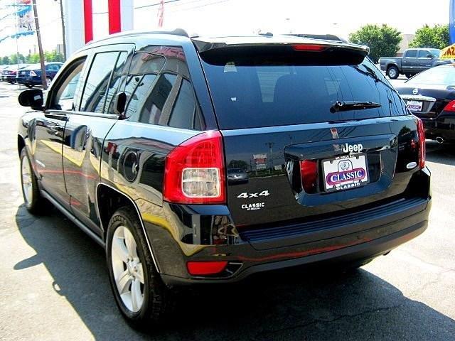 2011 Jeep Compass 2.4 A SR 5dr Wgn W/sunroof