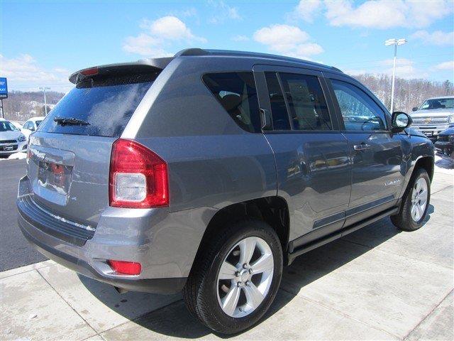 2011 Jeep Compass 131852