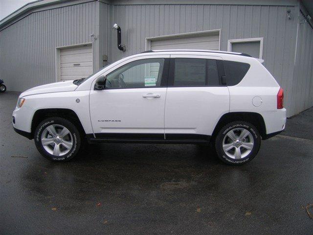 2012 Jeep Compass 2.4 A SR 5dr Wgn W/sunroof
