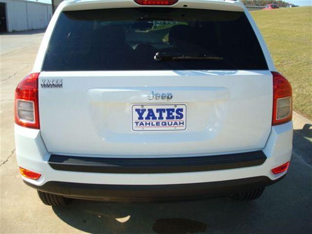 2012 Jeep Compass Z -71 4X4 Vortec