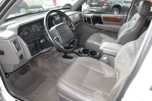 1993 Jeep Grand Cherokee Super