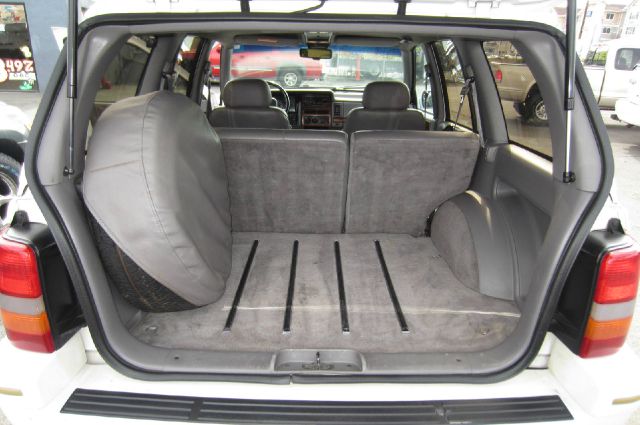 1993 Jeep Grand Cherokee Super