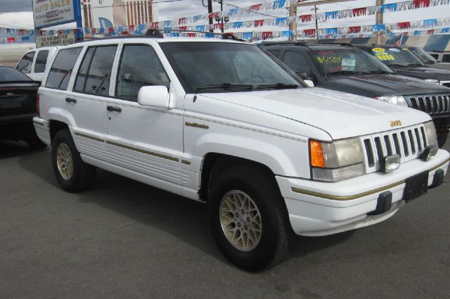 1993 Jeep Grand Cherokee Super