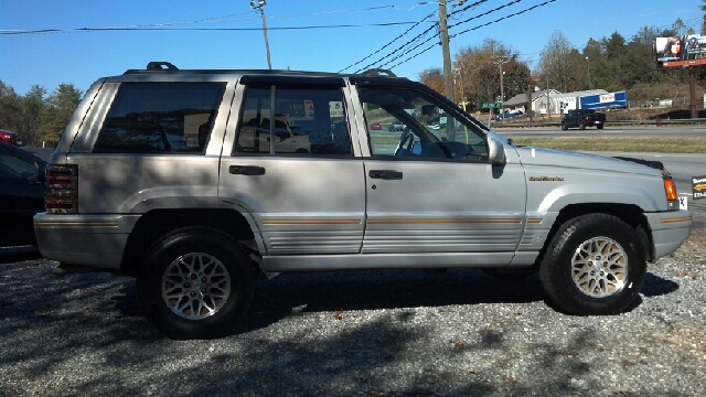 1994 Jeep Grand Cherokee Super