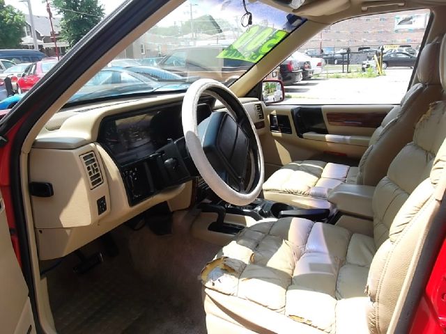 1994 Jeep Grand Cherokee Super