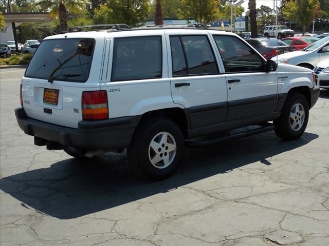 1994 Jeep Grand Cherokee 2dr Roadster