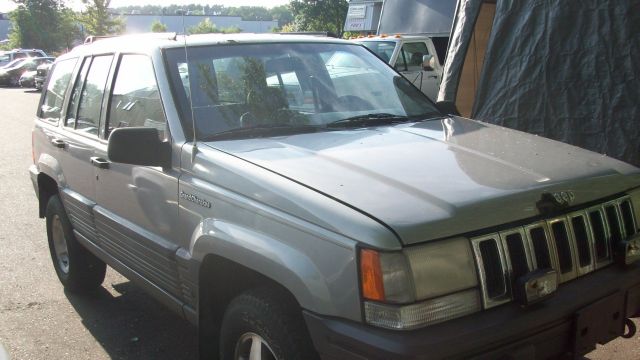 1995 Jeep Grand Cherokee EX-L W/ DVD System