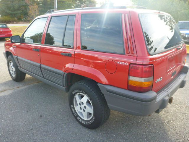 1995 Jeep Grand Cherokee EX-L W/ DVD System