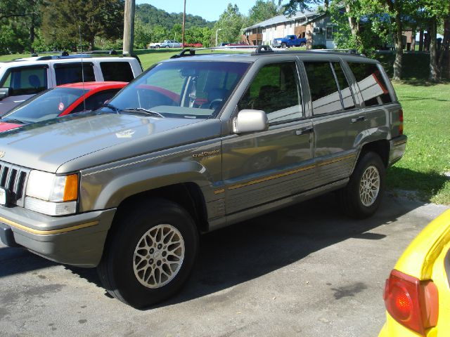 1995 Jeep Grand Cherokee Super