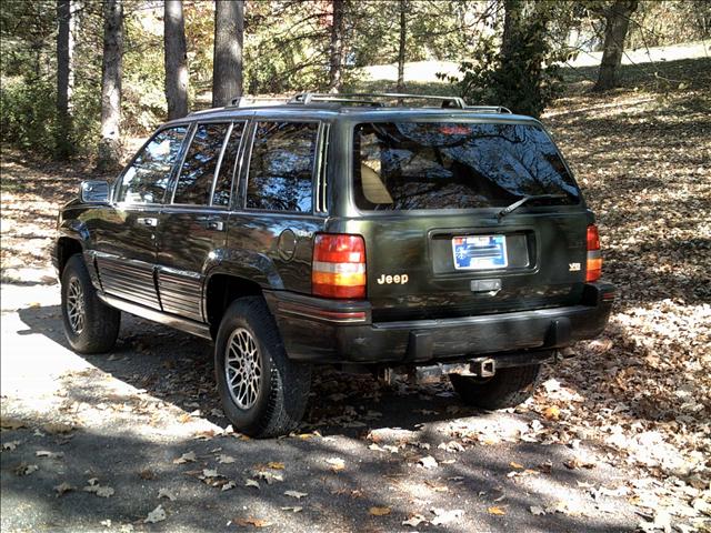 1995 Jeep Grand Cherokee 328xi Sports Wagon AWD SUV