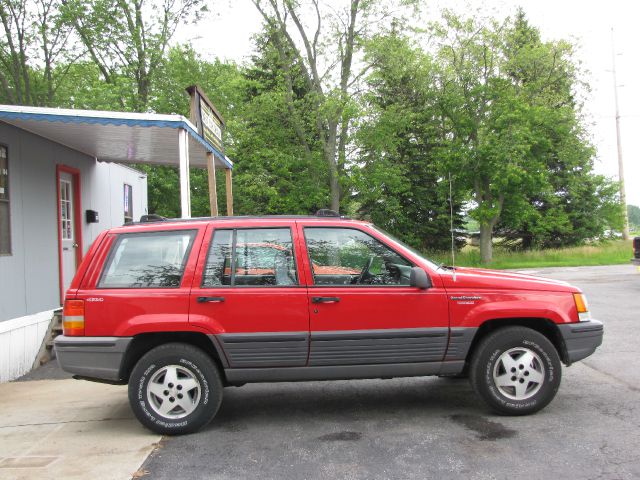 1995 Jeep Grand Cherokee 4dr S V6 Auto 2WD