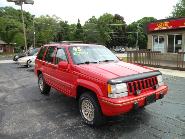 1995 Jeep Grand Cherokee Super