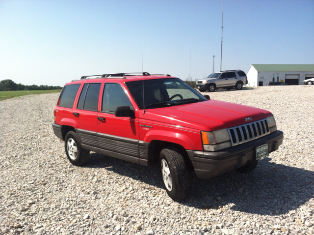 1995 Jeep Grand Cherokee EX-L W/ DVD System