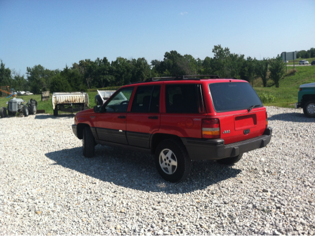 1995 Jeep Grand Cherokee EX-L W/ DVD System