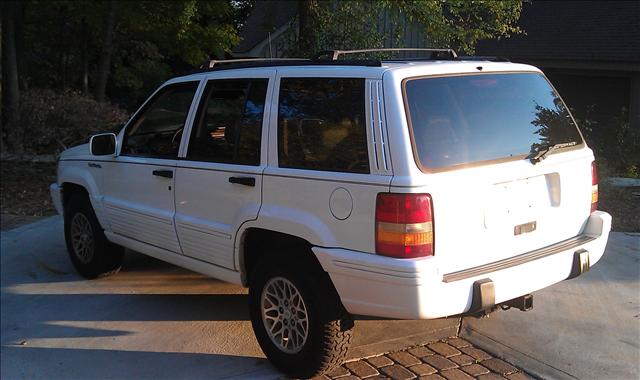 1995 Jeep Grand Cherokee SLT 25