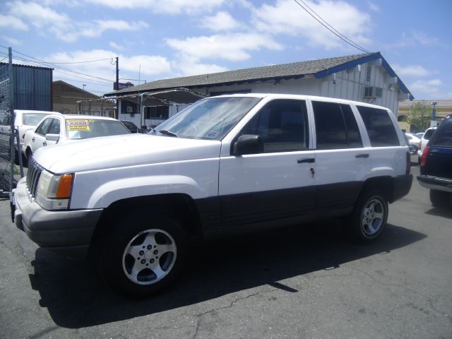 1996 Jeep Grand Cherokee Sedan 4dr