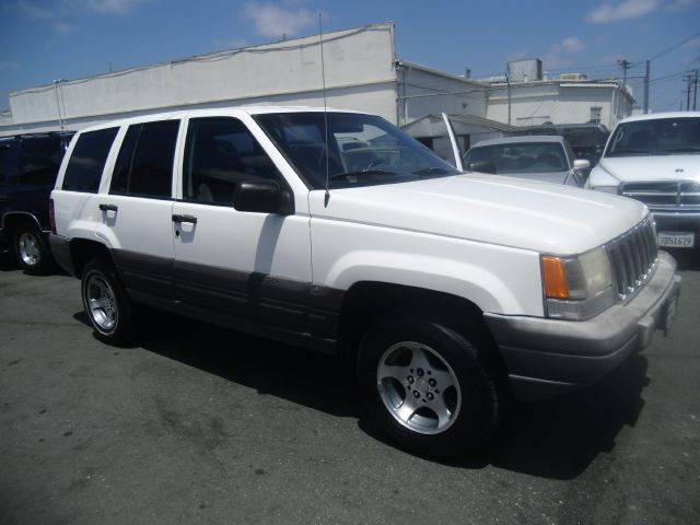 1996 Jeep Grand Cherokee Sedan 4dr