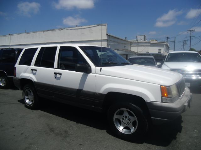 1996 Jeep Grand Cherokee Sedan 4dr