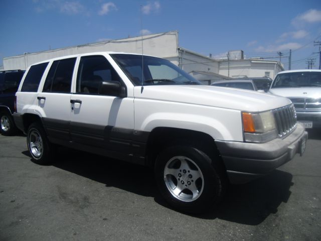 1996 Jeep Grand Cherokee Sedan 4dr