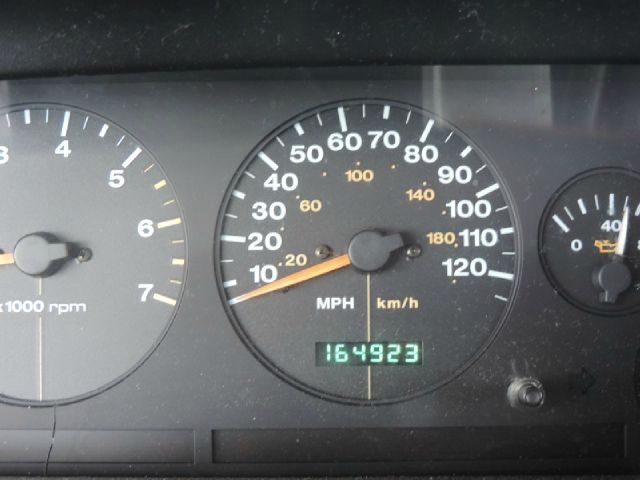 1996 Jeep Grand Cherokee Sedan 4dr
