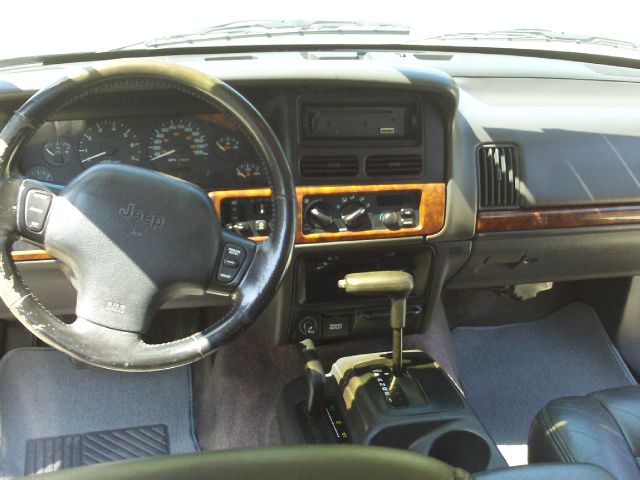 1996 Jeep Grand Cherokee Super
